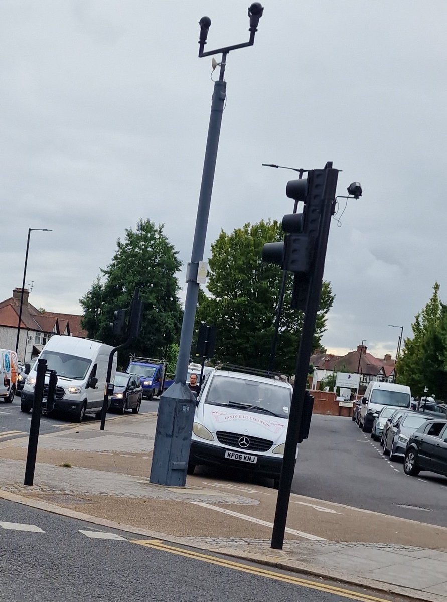 Bad Enfield (@bad_enfield) on Twitter photo Green Lanes c̶y̶c̶l̶e̶ ̶l̶a̶n̶e̶ car park.
<a href="/BetterSt4Enf/">Better Streets for Enfield</a> <a href="/JourneysPlaces/">Journeys and Places Enfield</a> <a href="/EnfieldCouncil/">Enfield Council</a> any chance of some enforcement? It's the same on this road every single day. Landfield Cleaners.
KF06 KNJ
<a href="/YPLAC/">You Park Like a C***</a> Green Lanes c̶y̶c̶l̶e̶ ̶l̶a̶n̶e̶ car park.
<a href="/BetterSt4Enf/">Better Streets for Enfield</a> <a href="/JourneysPlaces/">Journeys and Places Enfield</a> <a href="/EnfieldCouncil/">Enfield Council</a> any chance of some enforcement? It's the same on this road every single day. Landfield Cleaners.
KF06 KNJ
<a href="/YPLAC/">You Park Like a C***</a>