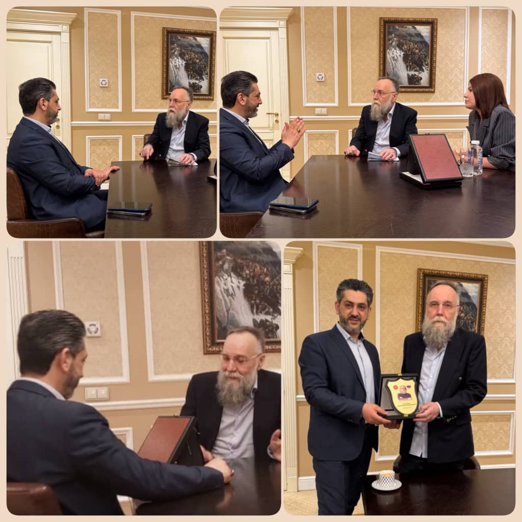 ‼️ لقاء خاص وحديث مفعم بالسياسة وتطورات المنطقة وامكانية  حدوث الكثير
لقاء مع المفكر الروسي «ألكسندر دوغين» 
🎥 وننشر قريباً بعض مقتطفات اللقاء بالفيديو حول لبنان وسورية وايران وروسيا.