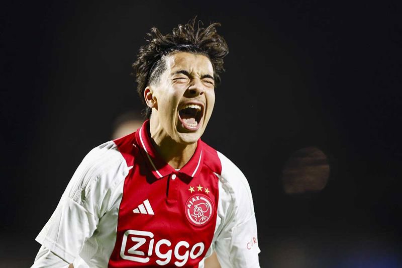 AjaxMiVida's tweet image. 2009
2008
2008
2006

🤞💫💫💫

#Ajax #Ouazane #Mokio #Steur #Bounida