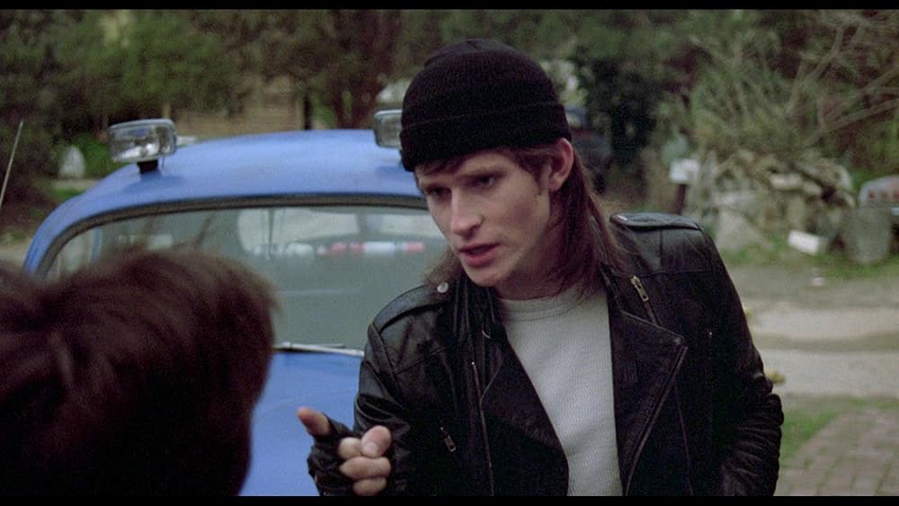 River's Edge (1986) is quietly groundbreaking! It takes such wild tonal swings that pays off brilliantly - it really shouldn’t work but it does - teen angst enmeshed within a dark, disturbing tale complete with unsettling crime scenes &amp; dysfunctional familial anguish…incredible!