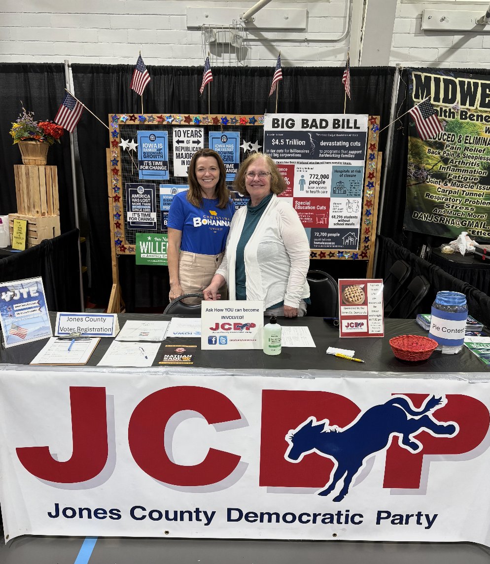 BohannanIowa's tweet image. Always a pleasure to be in Jones County! I loved speaking with Iowans and small business owners about their priorities at the county fair this week.