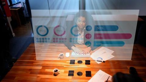 AdvisorJohnnyO's tweet image. Business leaders are under pressure to level up their data &amp;amp; analytics—fast.

But what does success really look like? 📊

According to HBR, companies that climb the data maturity curve see better performance across all KPIs.

#DataSt advisorstream.com/read/the-high-…