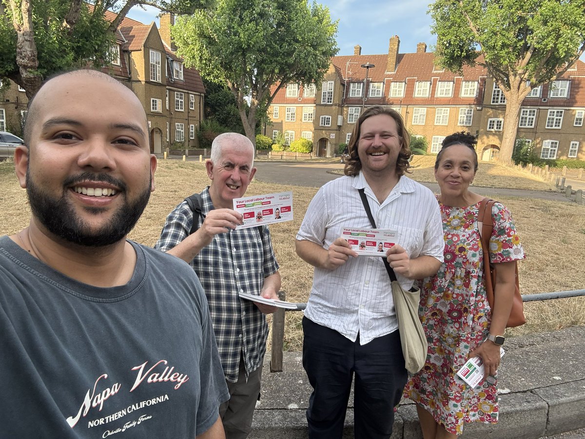 🌹 Labour on top in Topham Square 🌹