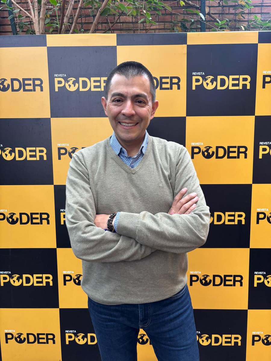 juandpenuelac's tweet image. Agradezco a la @RevistaPODERcol por abrir este espacio de diálogo, donde pudimos compartir los avances y logros de nuestra labor en la @CamaraColombia.
Muy pronto estaremos compartiendo la entrevista completa.

#PeñuelaEnMedios
#RevistaPoder #RendiciónDeCuentas #LiderazgoRegional…