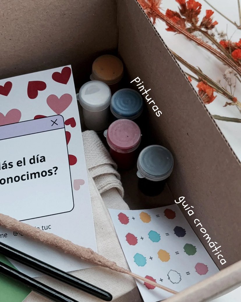 geoltan's tweet photo. ¡BOX DÍA DEL AMIGO 🎁✨!
3 experiencias en 1: reconectar, crear y celebrar.
Incluye:
🎨 Tote/bandeja para pintar + pinturas y pinceles
🌸 Sahumerio #FueraMalasVibras
🃏 Cartas de conexión
🎶 Bingo musical
¡Y más!

Consultas por MD o al 📲 https://t.co/VbyPcTOpR6 https://t.co/46dxOKwXma