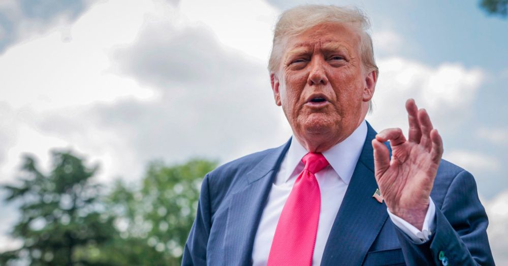 MSNBC's tweet image. BREAKING: Following Epstein report, Trump files lawsuit against WSJ, Rupert Murdoch and others msnbc.com/rachel-maddow-…