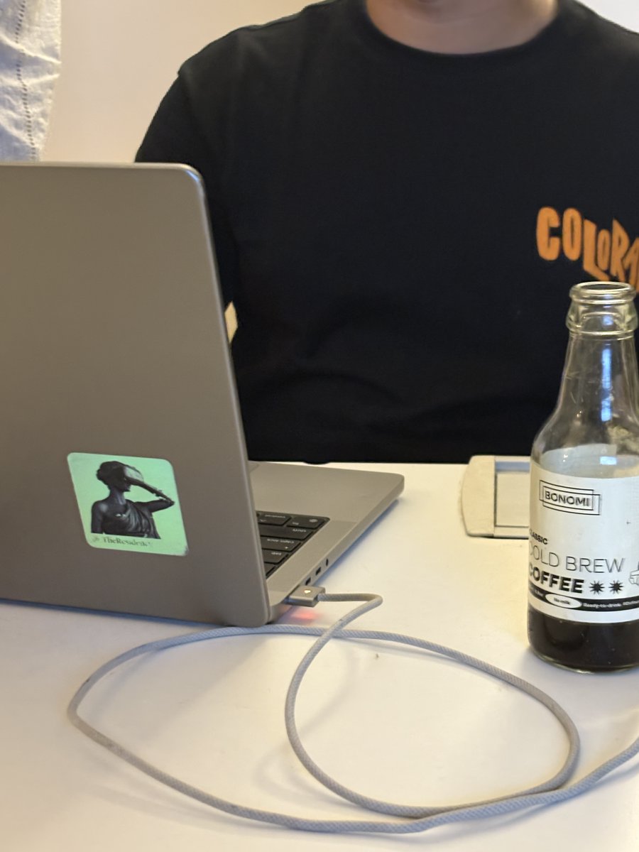 neervj's tweet image. hosted a late-night coffee-powered coworking session at @_TheResidency HSR Hackerhouse!
concept by @FedericoNoemie and @julianweisser
caffeine-powered by @bonomiofficial