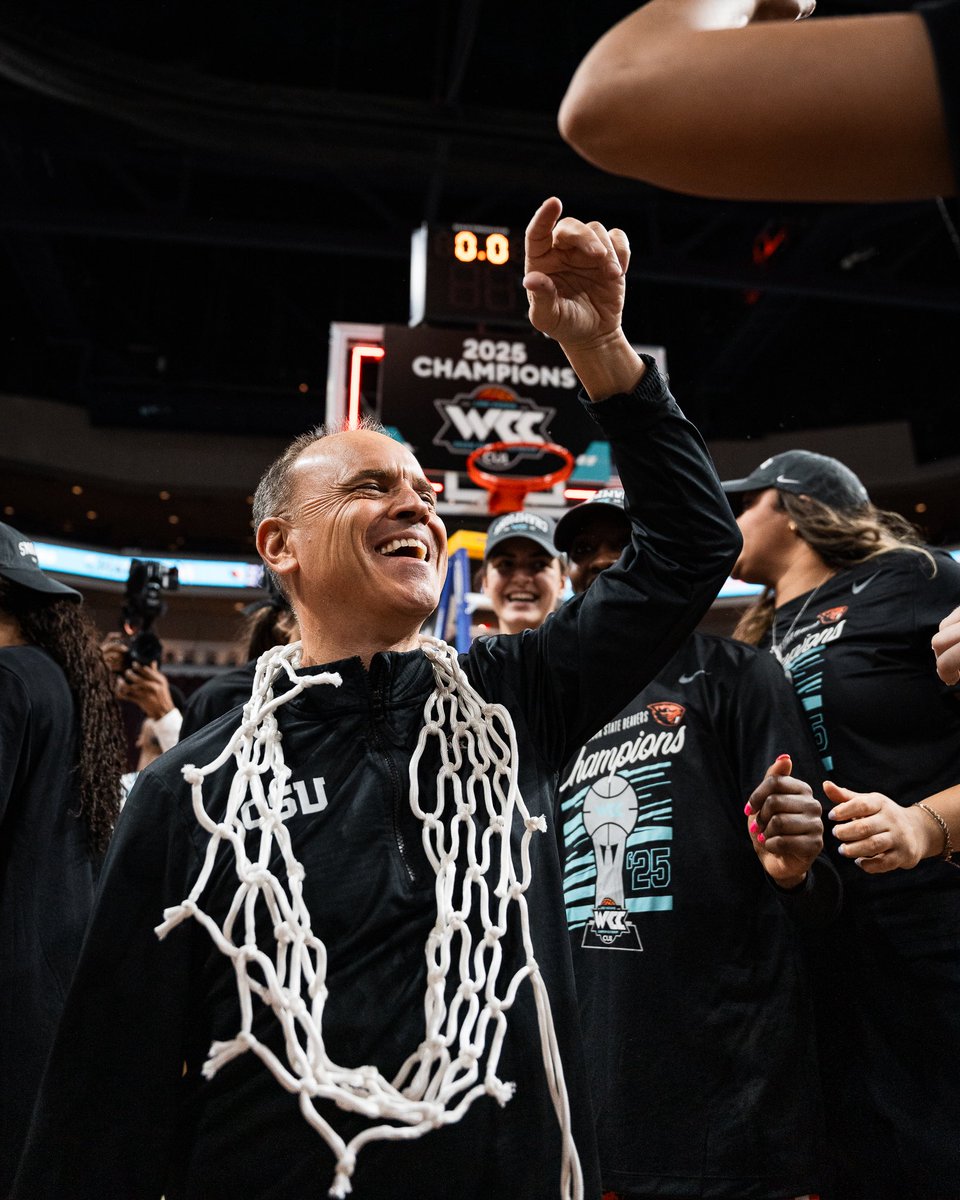 Visionary. Knowledgeable. Invested. Authentic.

Happy Birthday, <a href="/CoachRueck/">Scott Rueck</a>! #GoBeavs