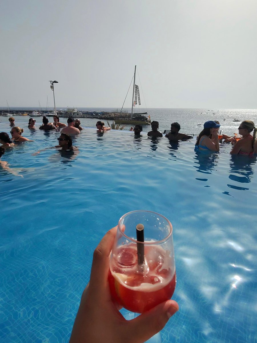 Gracias <a href="/Adaggio__/">Jota</a> por patrocinar este tardeo 🫶🏻