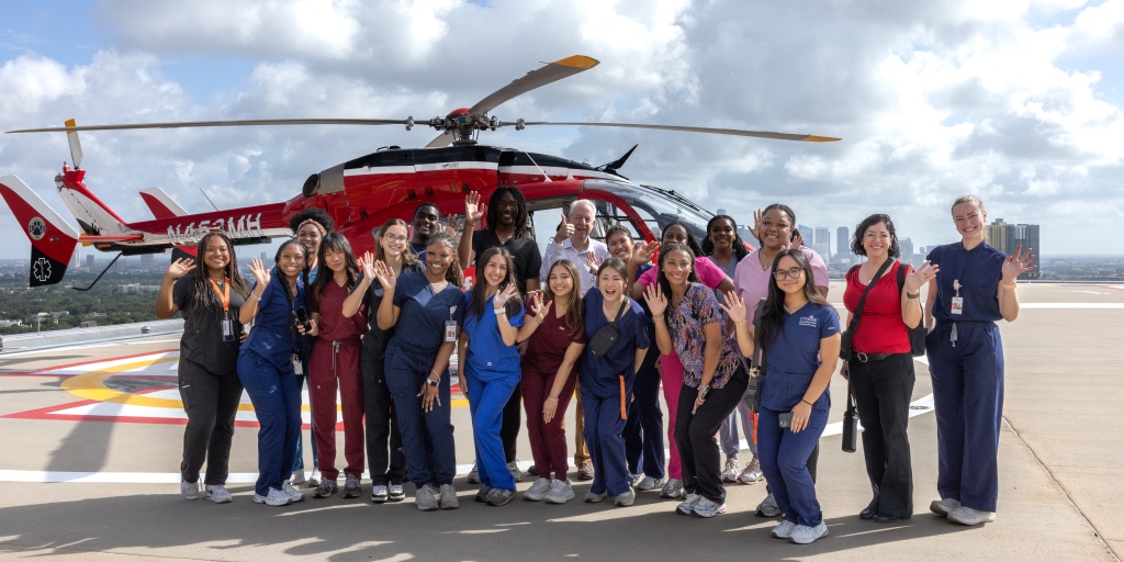 UTHealthHouston's tweet image. Summer Health Professions Education Program students from 30+ universities are on campus this summer exploring careers in the medical field. #UTHealthHouston has proudly hosted the program since 2017. Programs like @SHPEPconnect help build a more inclusive future in health care.