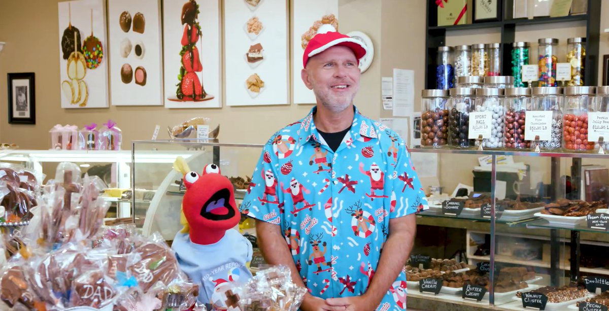 tooninwithmetv's tweet image. Good choco-morning, Tooners!
Toony has a sweet surprise for Bill to celebrate Jolly July. 🍫
Classic cartoons include Bugs Bunny, Betty Boop, and more!
#ToonInWithMe #metv