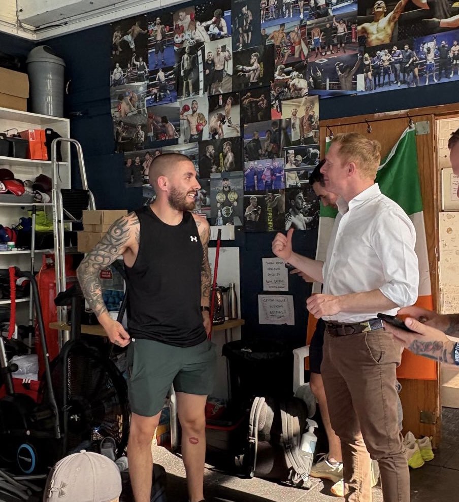 _RobbieMoore's tweet image. 🥊 Absolutely brilliant to visit Switch Hitters - Keighley Boxing Club – a proper grassroots club doing amazing things for our young people.
What local trainer Jonny Greenwood and his team have built here is outstanding.
Switch Hitters is exactly the kind of community-led and…