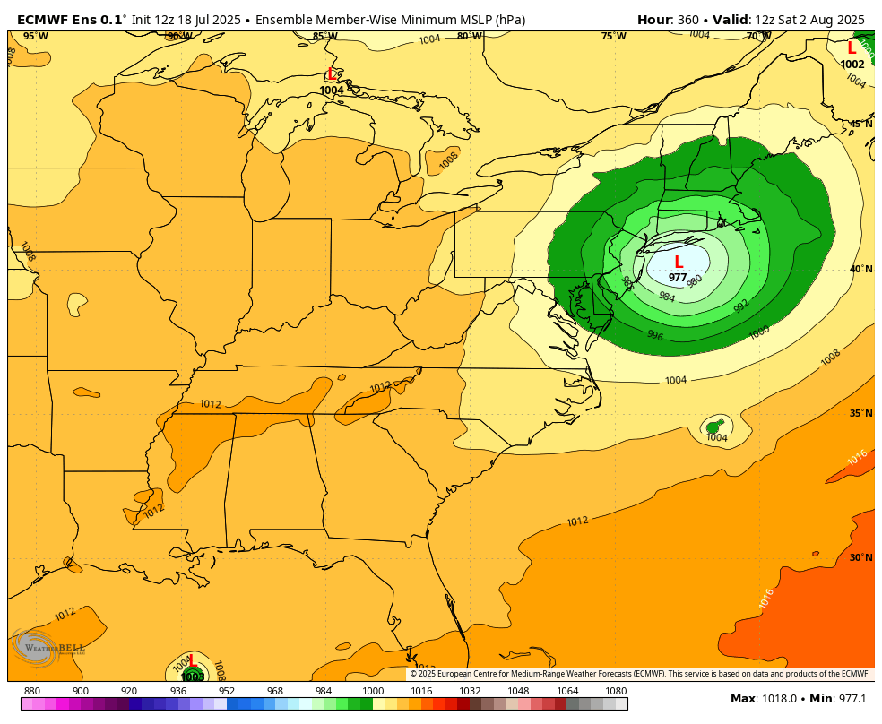 MassachusettsWx's tweet image. Snowstorm for all....wait its August, nvm..