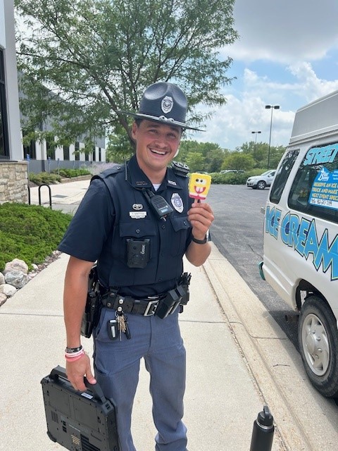 NEStatePatrol's tweet image. When the Street Treats truck visits the office ahead of National Ice Cream Day (Sunday), you find a reason to stop by...
Have a great Friday evening, Nebraska! Stay safe!