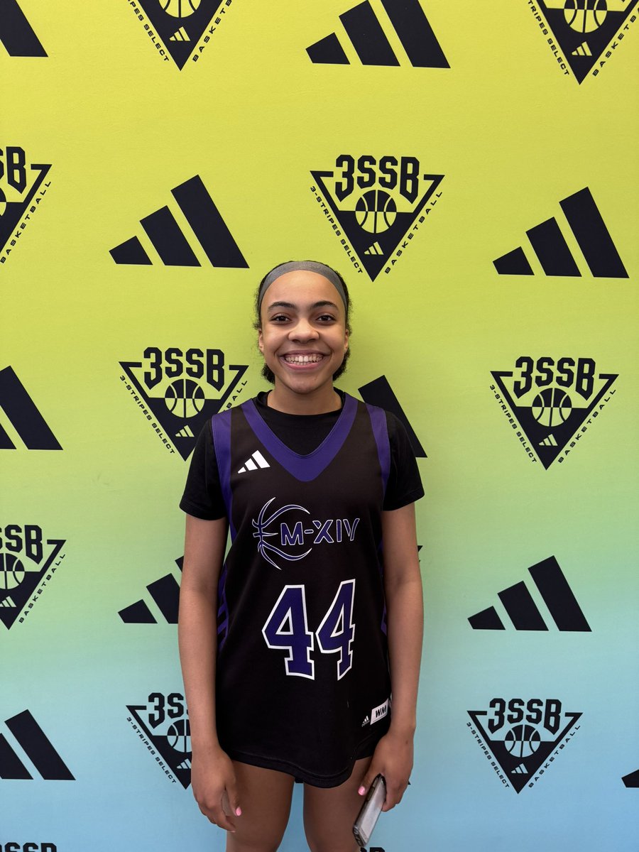 M14Hoops_Girls's tweet image. 17U 3SSB win over Hardwood Elite 3SSB with the put back at the BUZZER by Desi Merritt!!! @Desimerritt_13
Danyella Mporokoso 16pts
Gaby Domercant 10pts
Alex Nowak-Tice 8pts 6rbds
Maddie Kiper 8pts
@DanyellaMporok1
@gabydom44
@alex_ntice0
@MadelynKiper
@3SSBGCircuit…