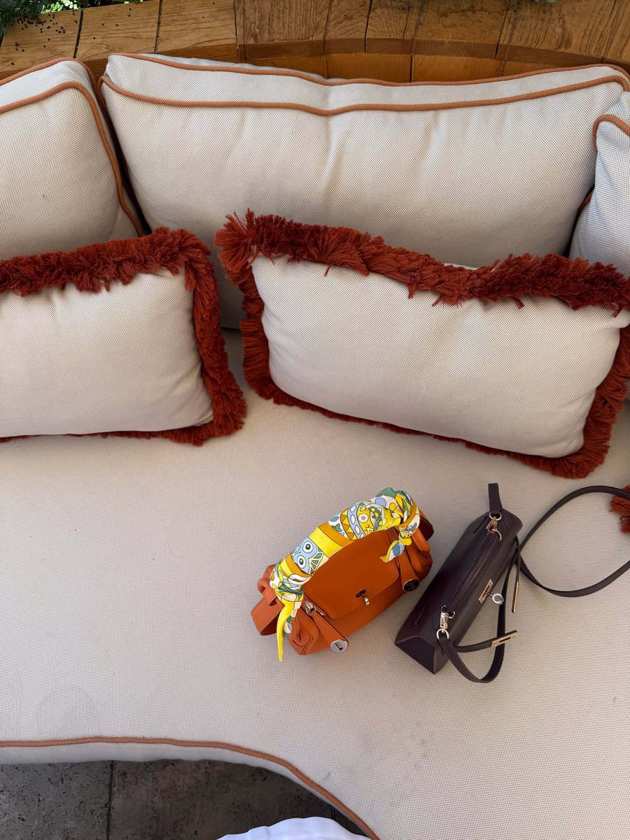 _ef26's tweet image. bodrum 🌊🌴🤍🦋