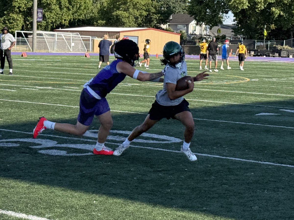 FosterHSFB's tweet image. Thanks to @decatur.football @tj_raidersfb @nhstouchdown @mountrainierrams @chiefsealth_fb @fw_eaglesfootball and @franklinquakerfb for participating in our Summer 7 on 7 and Linemen Challenge Series!!! We appreciate the work in helping us get better!!!