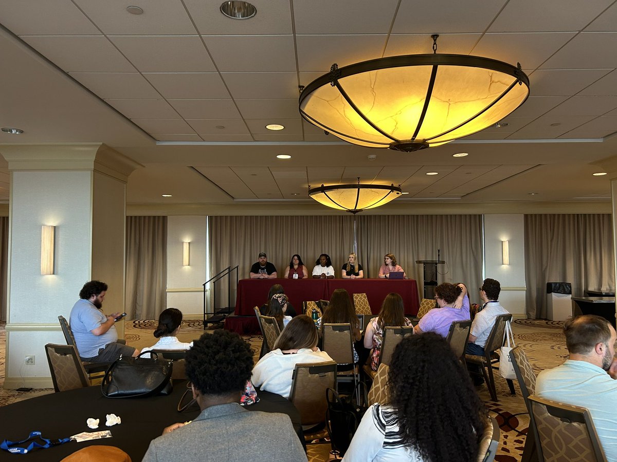 VAYD's tweet image. Hosting our “Virginia is a Blue Commonwealth” panel at #YDAPhilly right now!