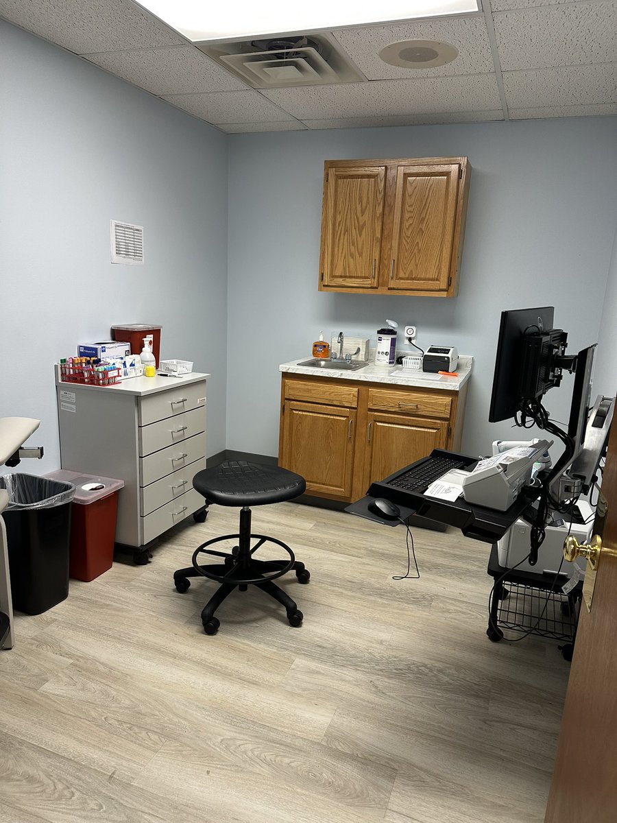 Visited our newest <a href="/NorDxLab/">NorDx Laboratory</a> Patient Service Center in Lewiston, ME today. Got to watch our amazing team in action delivering great care to our patients. The space is wonderful and there is room for expansion. Glad to be back in the Lewiston/Auburn community again! <a href="/MaineHealth/">MaineHealth</a>