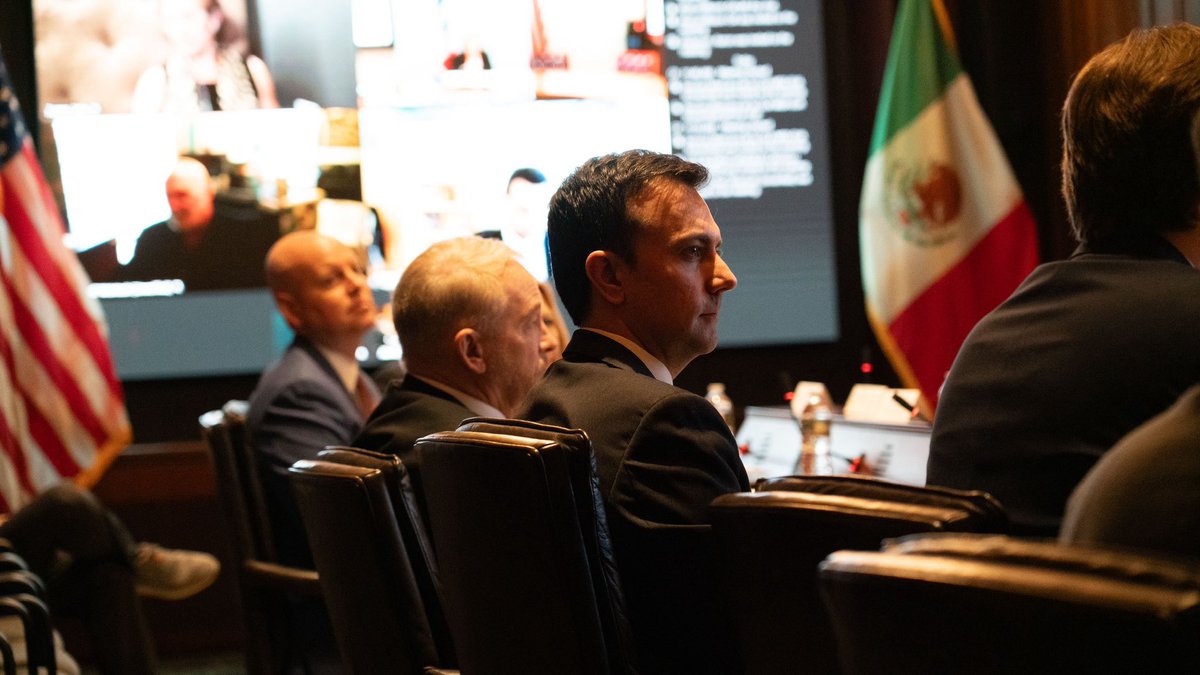 epa_fotouhi's tweet image. Today, @EPA leadership, @USAmbMex, @StateDept, and I met with Mexico’s delegation at EPA HQ, where we made measurable progress toward a permanent 100% solution to the decades-old Tijuana River sewage crisis. EPA is committed to pursuing this solution with the utmost urgency!