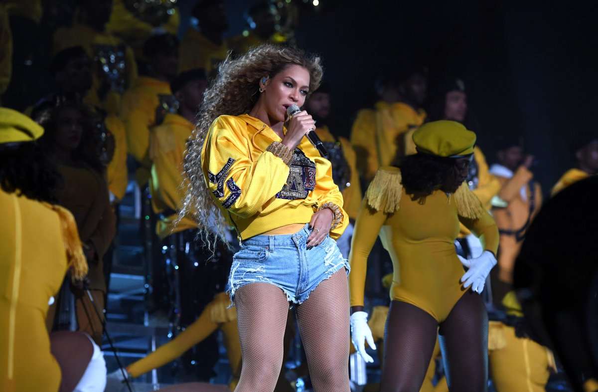 TheRoot's tweet image. Settling the Decades-long Debate … ‘Can Beyoncé Really Sing?’ dlvr.it/TM0KRd