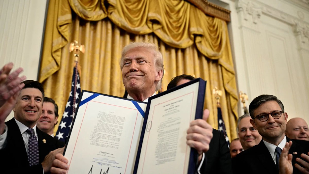 Sei_FND's tweet image. Historic day for American crypto leadership 🇺🇸
GENIUS is recognition that frontier technology is essential to progress.
The SDF is proudly U.S.-based because it believes in American innovation. Now, common-sense regulation empowers it.
Time to lead on the Endless Frontier.
