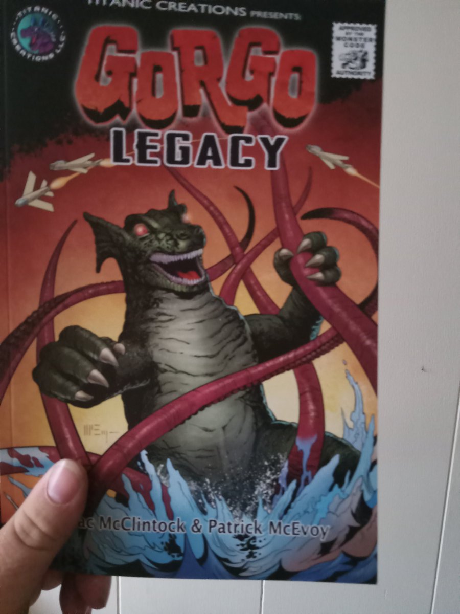 Crim_Drag's tweet image. After 10,000 year, I finally have Gorgo Legacy by @Titanicreations. Can't wait to read it.
#TiranicCreations #Gorgo #Kaiju