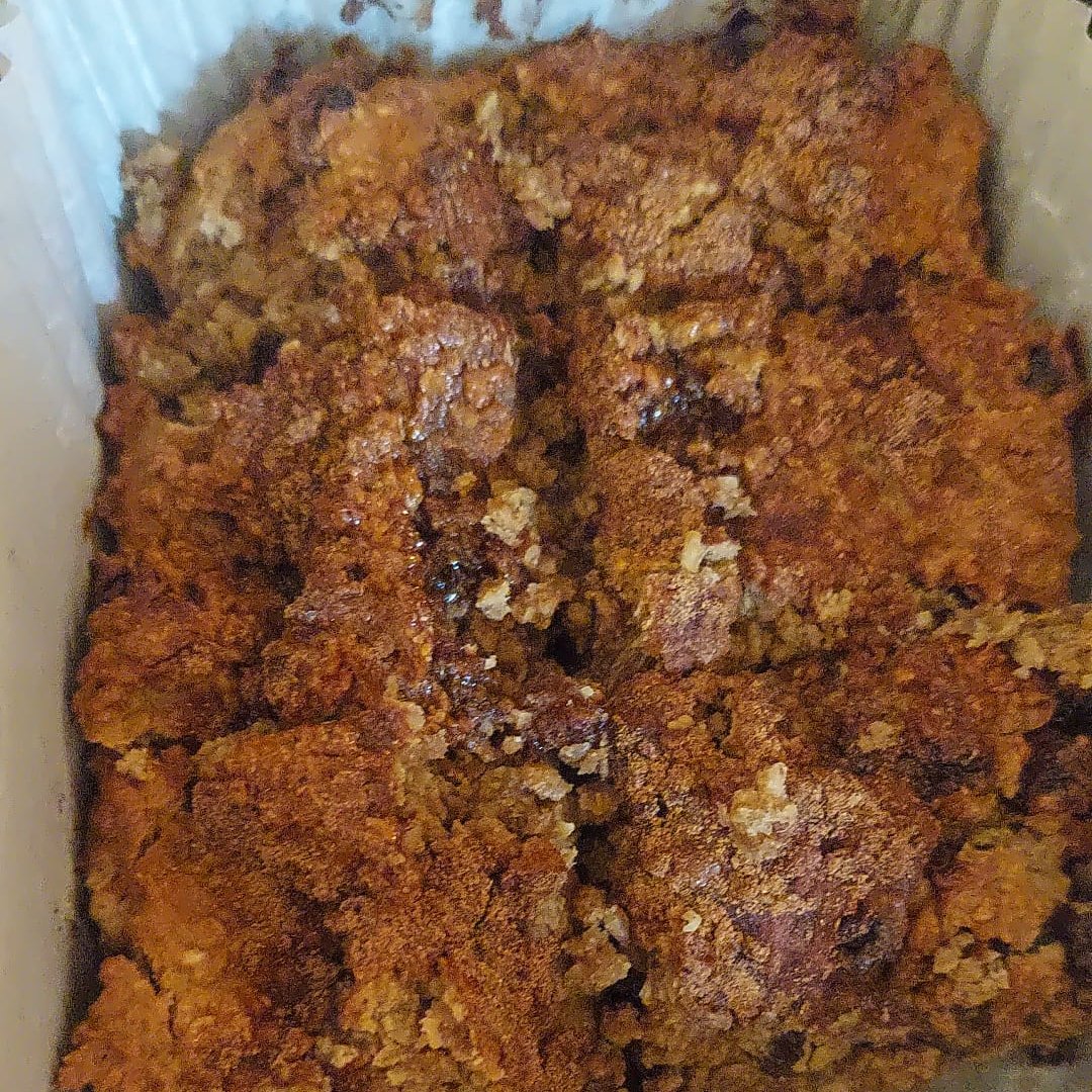 Wildlycalm's tweet photo. I share #30DTHL to show how you can lean into your kitchen to keep healthy. As well as keeping active following NEAT (Non-Exercise Activity Thermogenesis).  Health is wealth. This loaf is oatmeal, Tahini with banana &amp; Protein powder.  #GreenGutGlow #ArbonneHealthyLiving https://t.co/AiyIWYZJcH