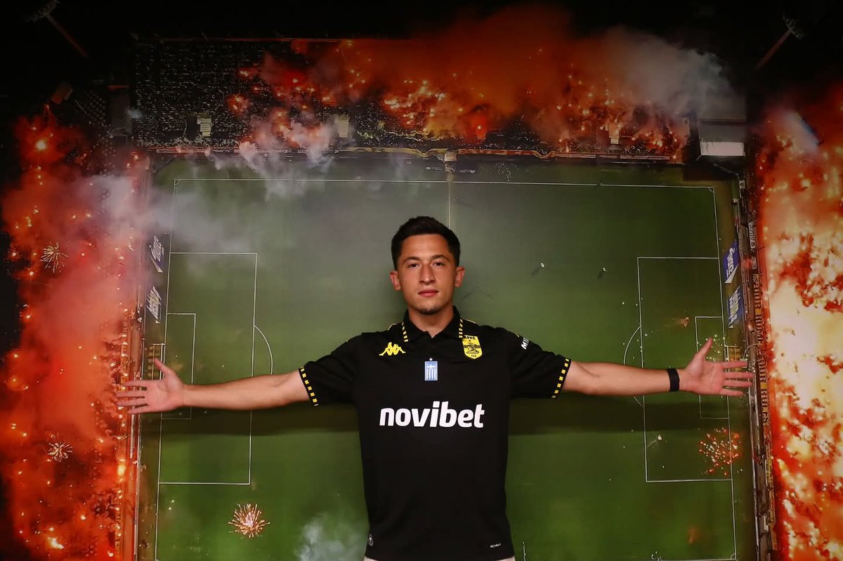 HellasFooty's tweet image. Romanian Attacker Olimpiu Moruţan has become Aris' latest signing. ✅️✍️🇷🇴
A good addition for Kitrinomavroi? 🤔
Let us know below! 🗣