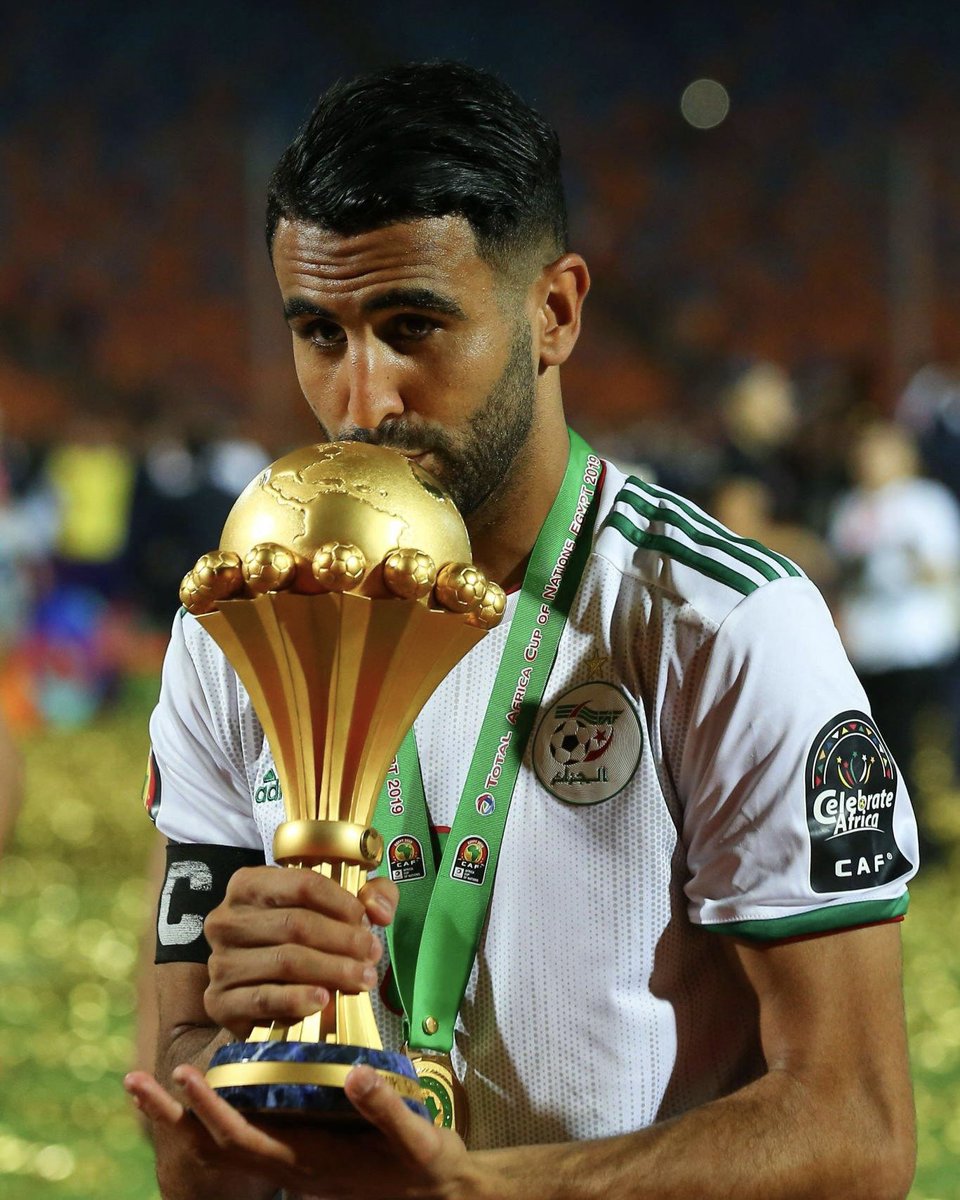 cityreport_'s tweet image. #OnThisDay in 2019, Riyad Mahrez captained Algeria to Africa Cup of Nations glory. 🇩🇿 🏆