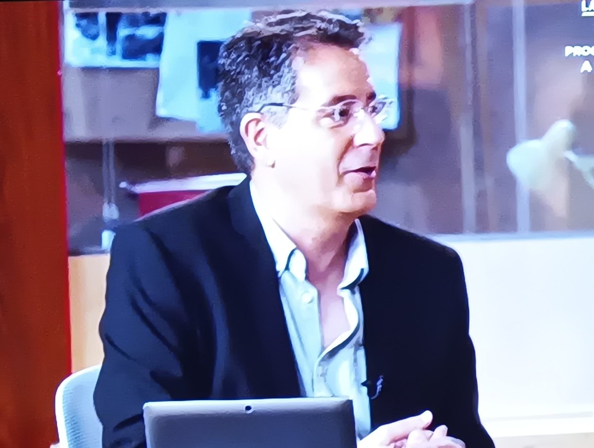 El Colegio Invisible tweet media