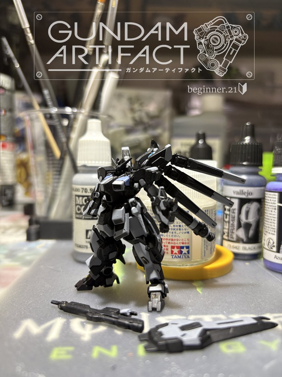 21Beginner's tweet image. 激アツ #チョコサプガンダム の塗装乾燥の合間に
#ガンダムアーティファクト
第1弾再販記念 #Hiνガンダム
一旦仮組して2色目を考える
思い切って 胸 に薄いブルー🔵を入れてみたけど
ボケボケしぃ💦
一度無難に 白 ⚪を追加してシルエット決めるか!