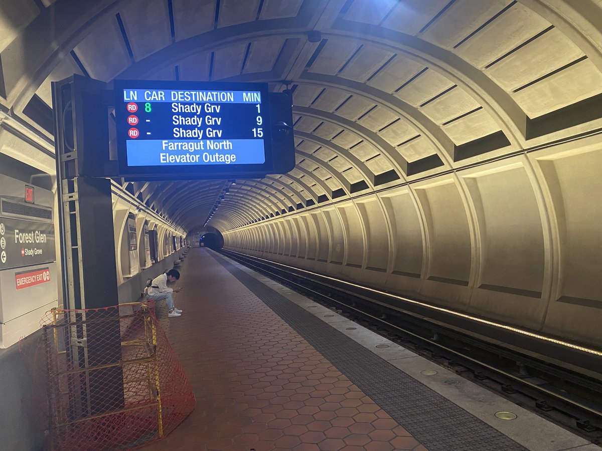 tomroussey7news's tweet image. Taking a Metro train from good old Forest Glen, does anyone know what makes this station unique among Metro stations? The video provides a hint. #wmata
