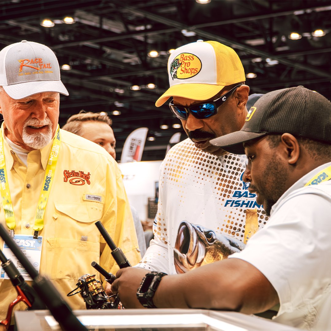 Lews_Fishing's tweet image. Name something that makes your fishing game super smooothhhh😎

💬 &quot;Lew’s!&quot;

DING DING DING 🎣

#teamlews #feelthedifference