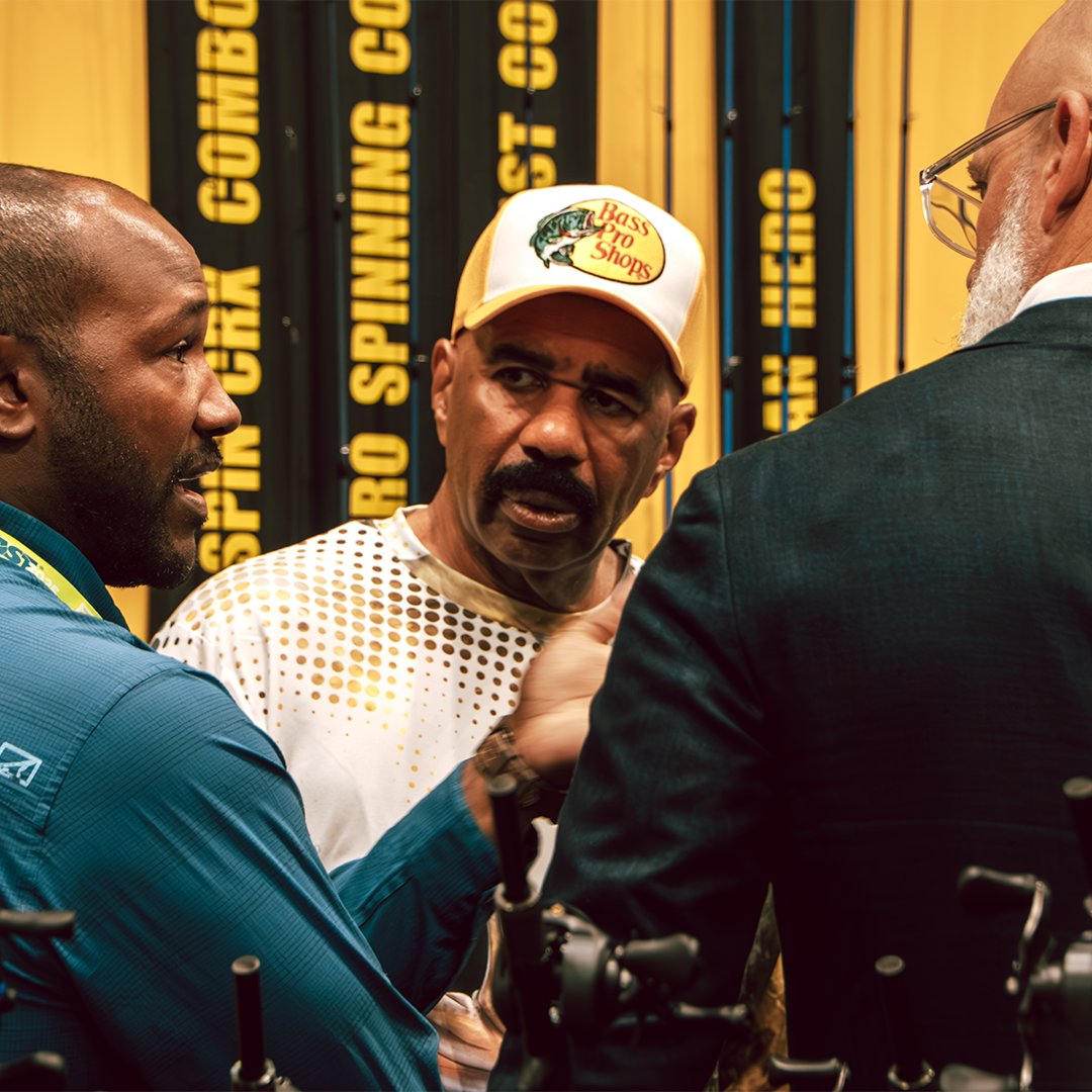 Lews_Fishing's tweet image. Name something that makes your fishing game super smooothhhh😎

💬 &quot;Lew’s!&quot;

DING DING DING 🎣

#teamlews #feelthedifference