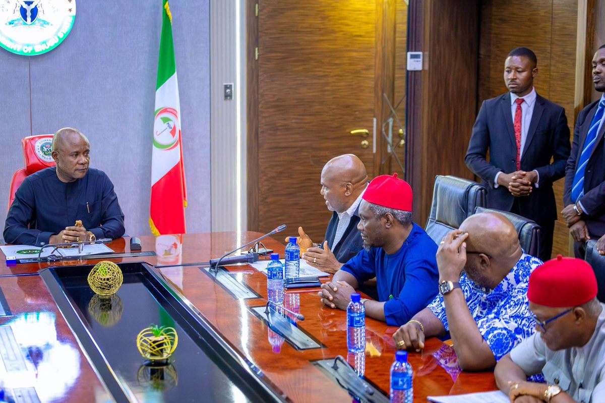 PNMbah's tweet image. I received the South East Zonal Committee on Constitution Review of the House of Representatives, led by Rt. Hon. George Ozodinobi, in my office this evening, ahead of the zonal public hearing scheduled for tomorrow at the International Conference Centre.
Their visit is both…