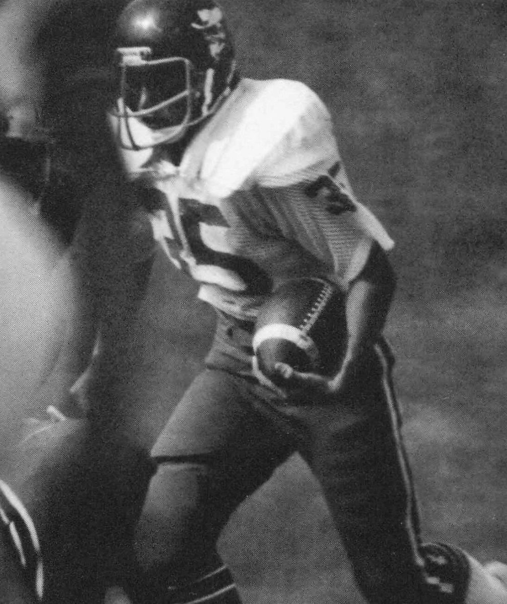 CovCathFBAlumni's tweet image. 35 days until the 2025 Covington Catholic football season kicks off!
#RollColonels #WASTWND #Team59