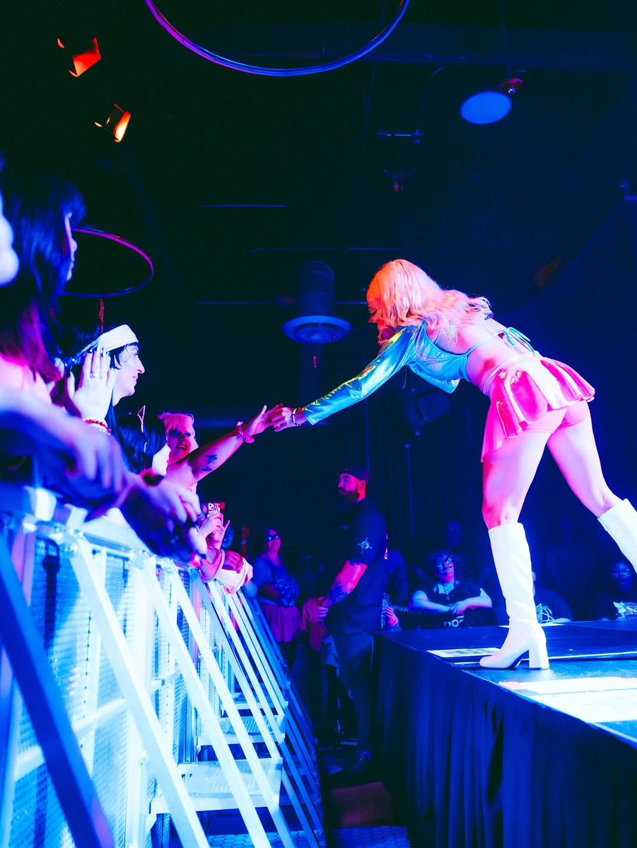 ˝ ‍ ‍ ⁪⁪𝙿𝙸𝙽𝙺 𝙷𝚈𝚂𝚃𝙴𝚁𝙸𝙰. tweet media