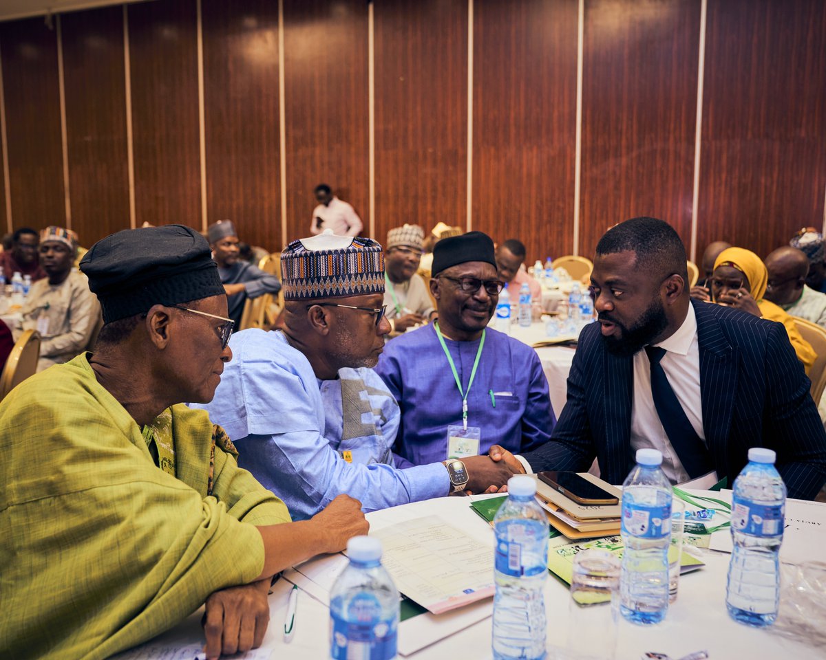 ayo sotinrin tweet media