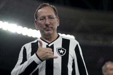 OnlyGones's tweet image. John Textor  va créer une nouvelle société aux îles Caïmans pour « racheter » Botafogo et Molenbeek, qui quittent Eagle Holding. 

Il estime que Botafogo serait en meilleure santé financièrement s'il était séparé d'Eagle Football Holding.

(Globo)