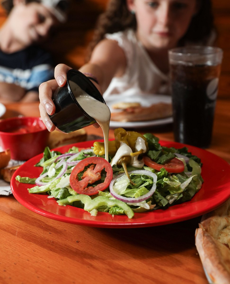 Village Idiot Pizza tweet media