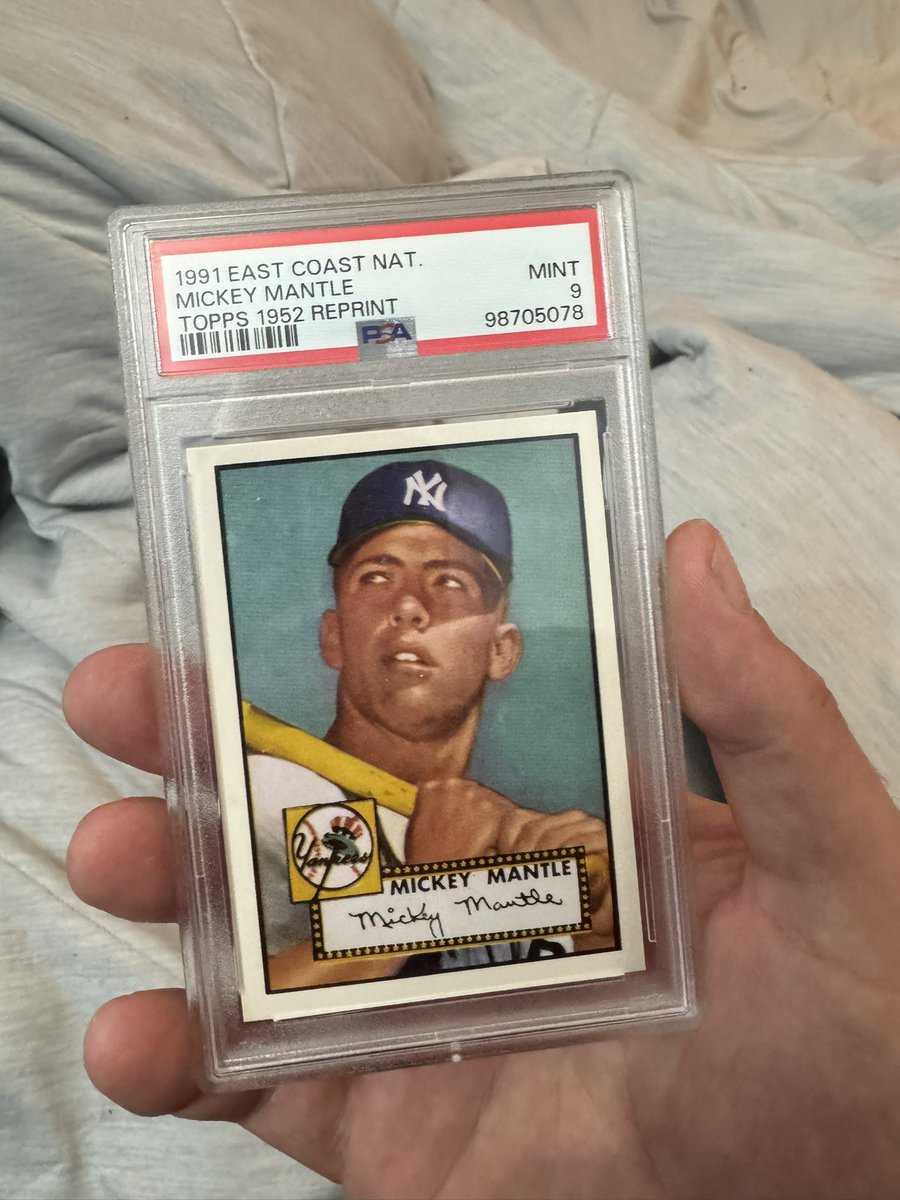 ColinHirsch206's tweet image. These blind psa packs from @gamestop are awesome! Please keep doing them and for more types! Pulled this one last night! Will make an incredible Father’s Day gift for my dad!