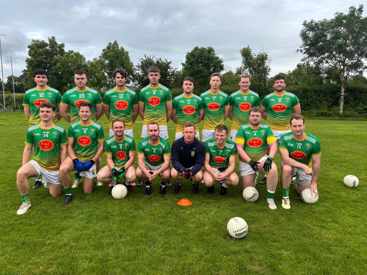 Wishing our Intermediate Footballers the Very Best of Luck in the First Round of the Championship. 💪 Our lads face Newcastle West this Saturday at 7pm in Ballingarry. 🟢 🟡 

Please see link below to get your tickets. U16’s are free. 🎫 

universe.com/events/griffin…