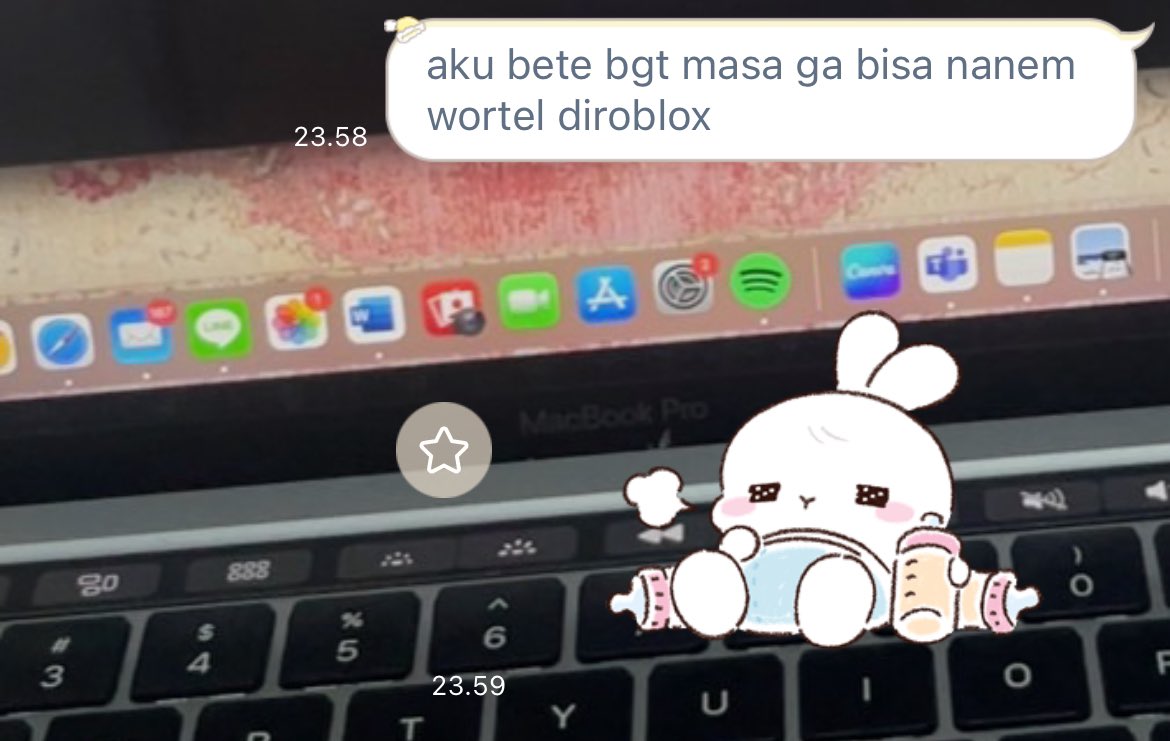 blueberrliey's tweet image. hehe #perbedaan 😔😔😹