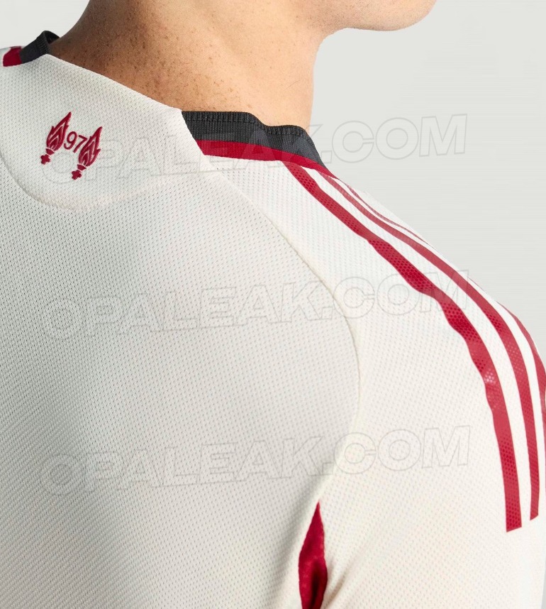 LiverpoolLatam's tweet image. ¡Volvió Adidas!
¡Volvió la Magia!
Camiseta visitante del Liverpool para la próxima temporada 25/26
¿Les gusta el diseño? 👀