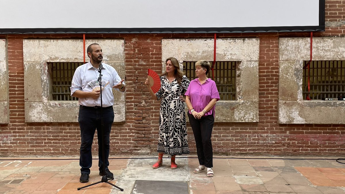 Les Santes Mataró (@lessantesmataro) on Twitter photo 📸 Inauguració de l'exposició "Kris Ubach. Quan no són Santes" de la fotògrafa maresmenca <a href="/KrisUbach/">Kris Ubach</a> sobre #LesSantes 2024
📍 La podeu visitar al <a href="/macmataro/">M | A | C Mataró Art Contemporani</a> (Muralla de La Presó, 2) fins al 7 de setembre
👉 Visita comentada amb l'autora el 24 de juliol a les 19 h 📸 Inauguració de l'exposició "Kris Ubach. Quan no són Santes" de la fotògrafa maresmenca <a href="/KrisUbach/">Kris Ubach</a> sobre #LesSantes 2024
📍 La podeu visitar al <a href="/macmataro/">M | A | C Mataró Art Contemporani</a> (Muralla de La Presó, 2) fins al 7 de setembre
👉 Visita comentada amb l'autora el 24 de juliol a les 19 h