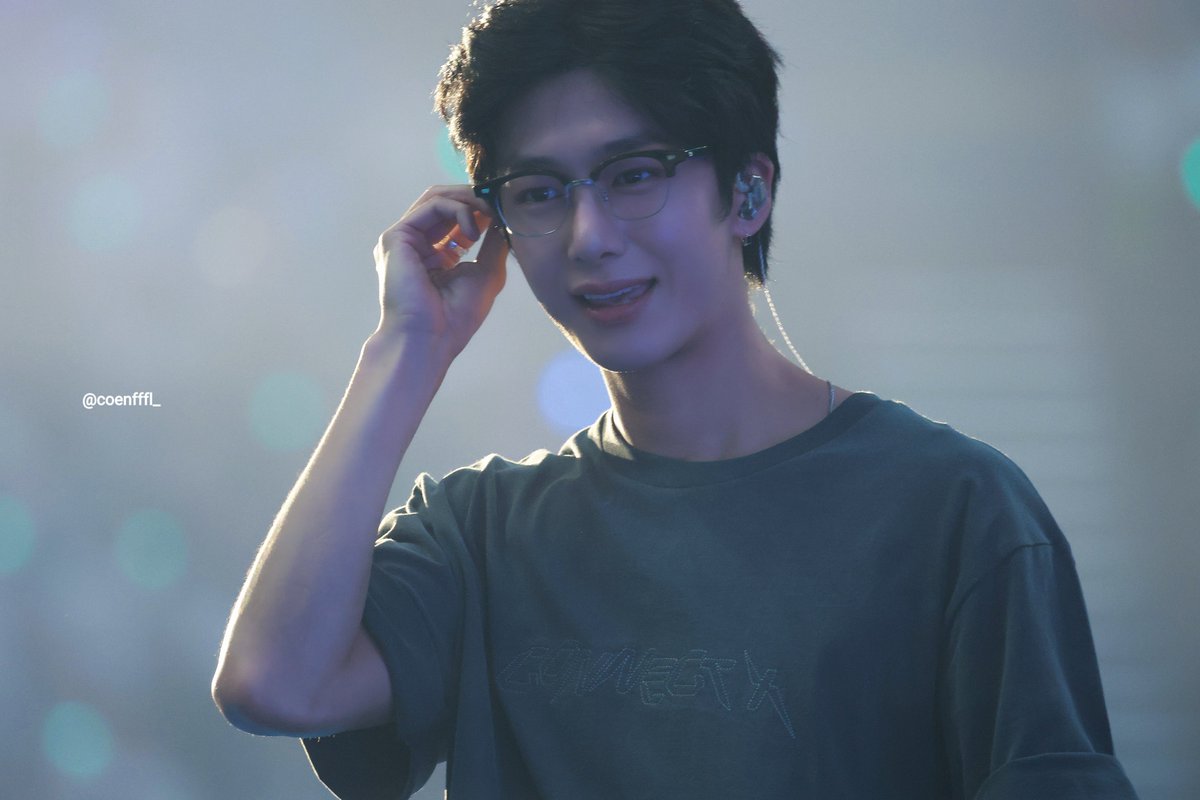 250718 #형원 
보인다보인다
1기형원보인다