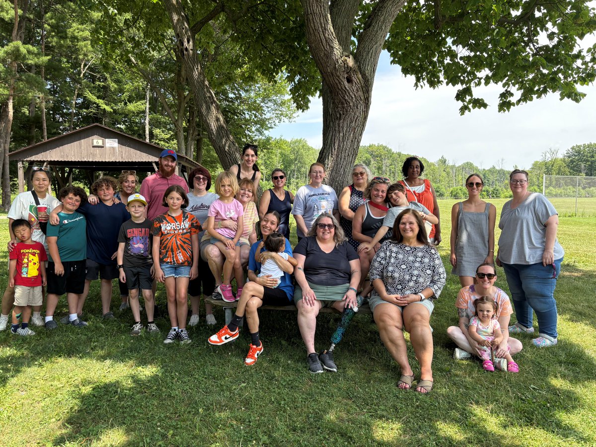 Teamwork, sunshine, and smiles! Last Friday, we hosted our Annual Parent Network Family Picnic. We are grateful for our incredible staff who make our mission possible every day! #TeamAppreciation