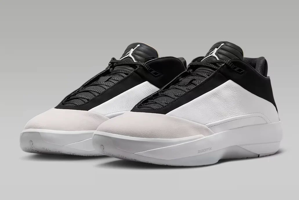 Magic_Mania_'s tweet image. Got a question that maybe my theme park friends can help me with. Which shoe is better, the Jordan 10 or Jordan 40? Looking to grab a pair of either of these in August