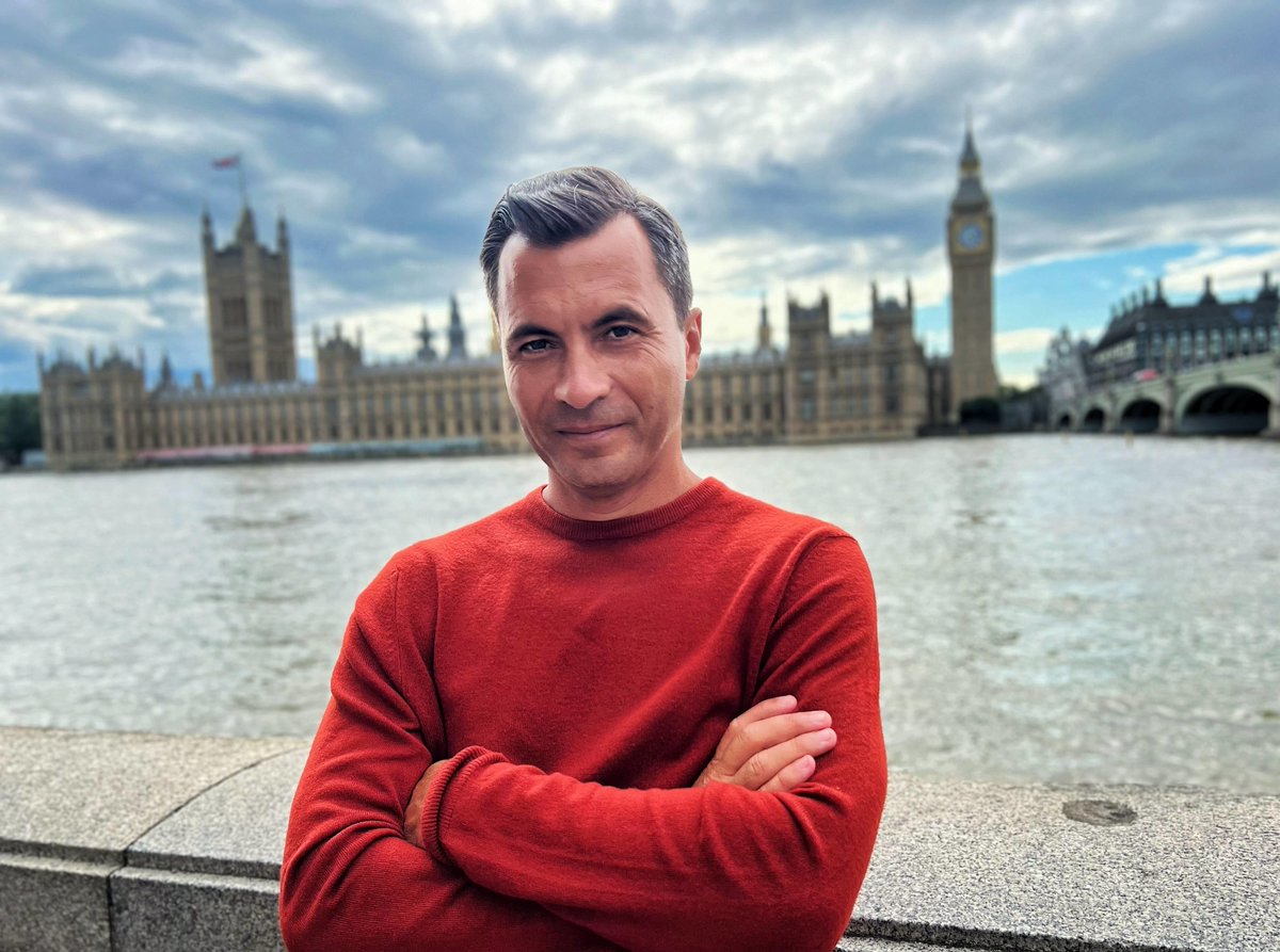 Cybersecurity and crisis communication: Major SSHRC Insight Grant helps Professor Ivan Ivanov and team combat cyberattacks. Learn more uottawa.ca/faculty-arts/n…